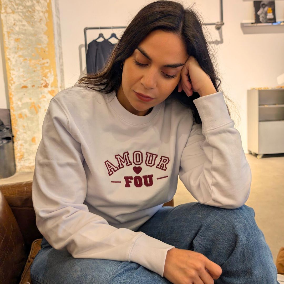 Amour Fou | Unisex Sweatshirt