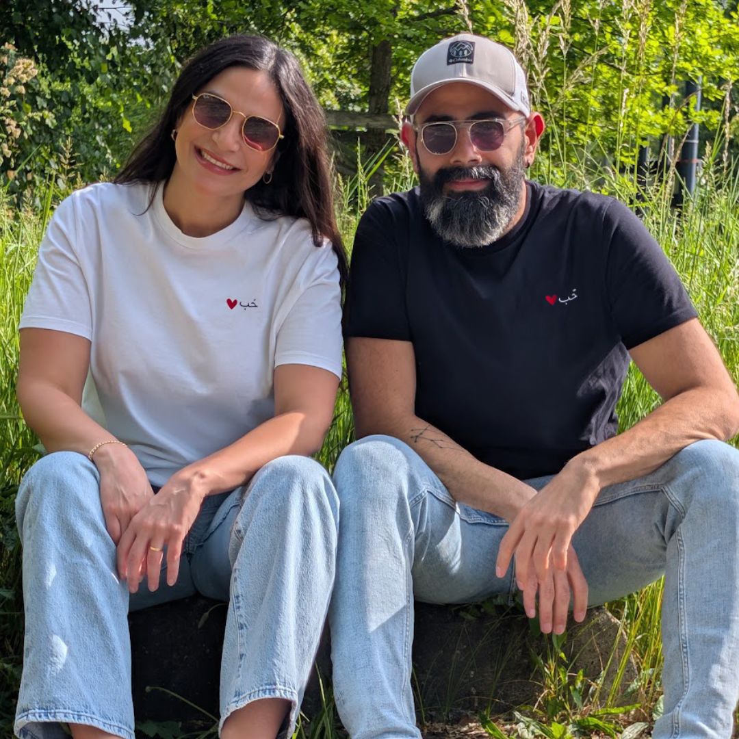 Hob | Regular Unisex T-shirt | Embroidered